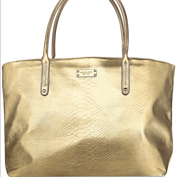 Michael Kors Handbags - Michael Kors tote bag new large